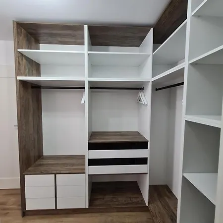 Luxury 2 Bedroom Апартаменты Брашов