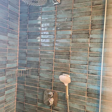 Luxury 2 Bedroom Apartamento *