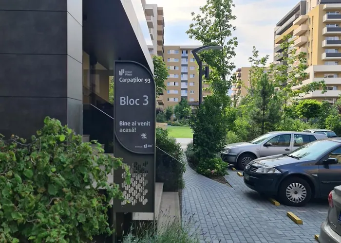 Luxury 2 Bedroom Апартаменти *